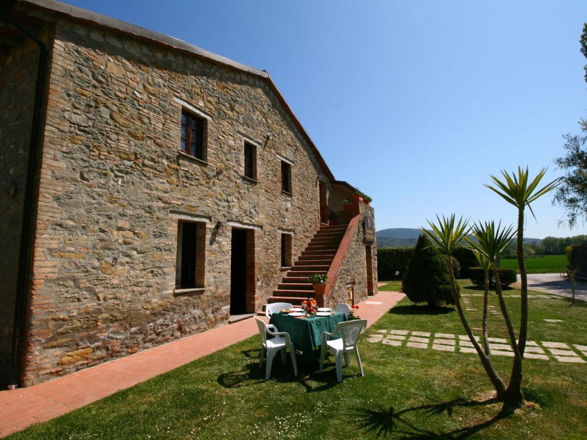 Quaint Cottage In Magione With Swimming Pool Buitenkant foto