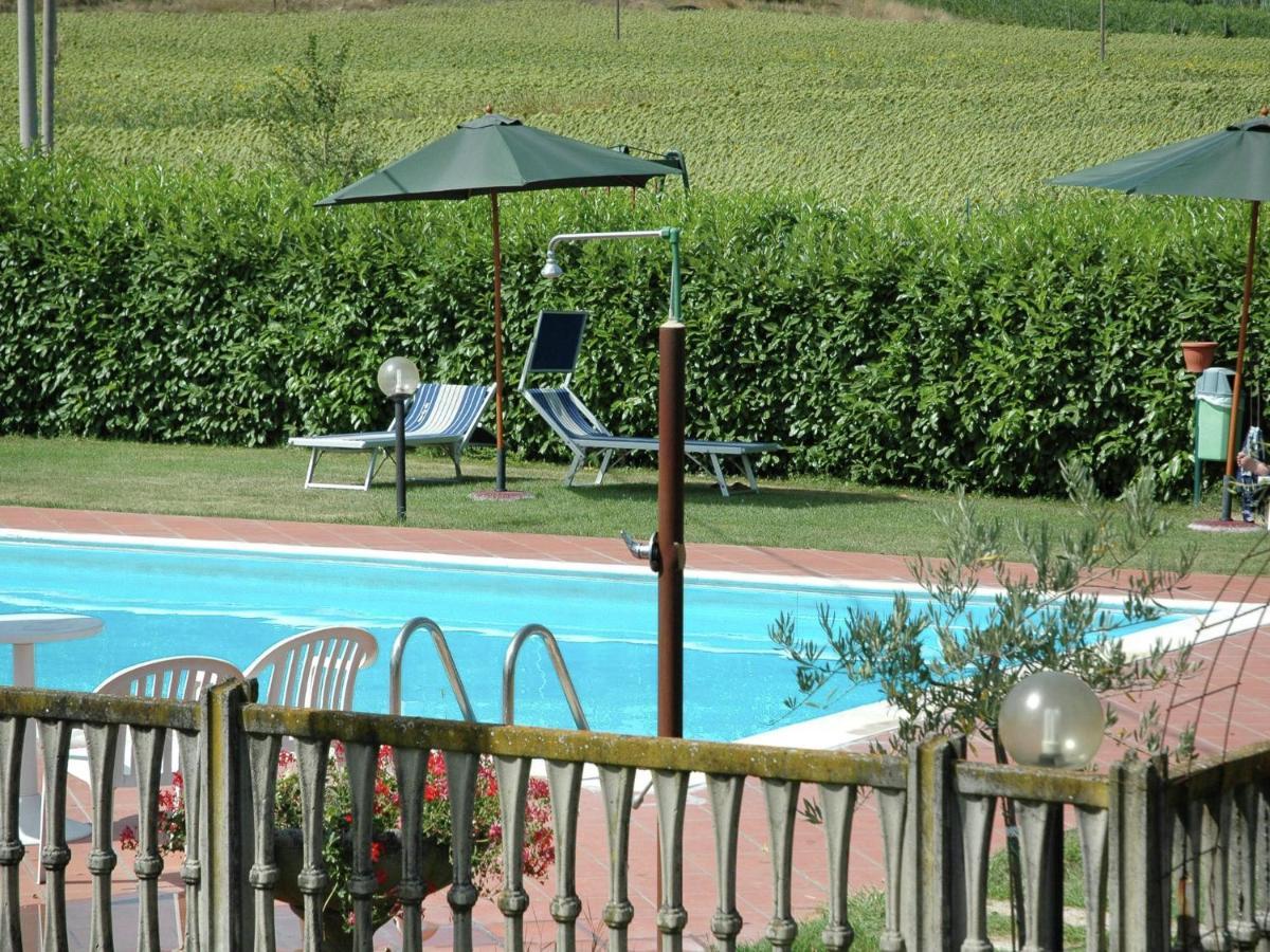 Quaint Cottage In Magione With Swimming Pool Buitenkant foto